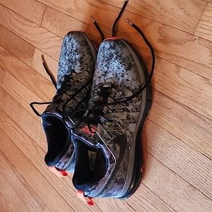 Nike Air Training shoe (digital camo)